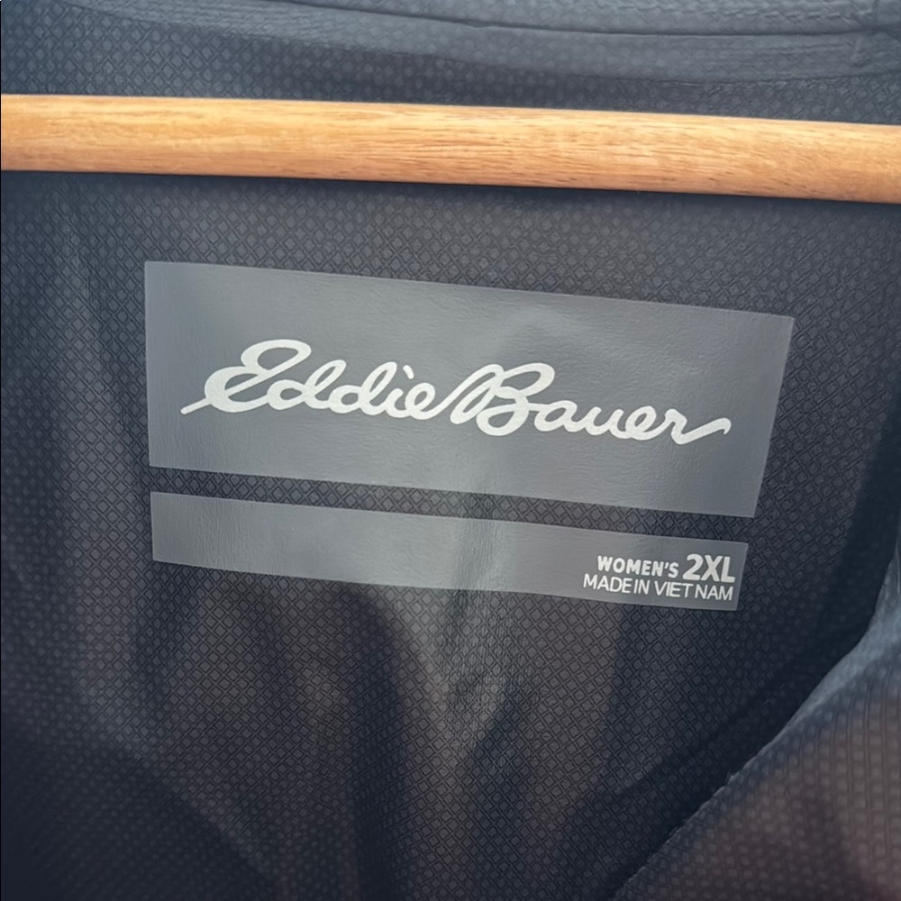 Eddie Bauer Women’s Jacket - Picture 6 of 7